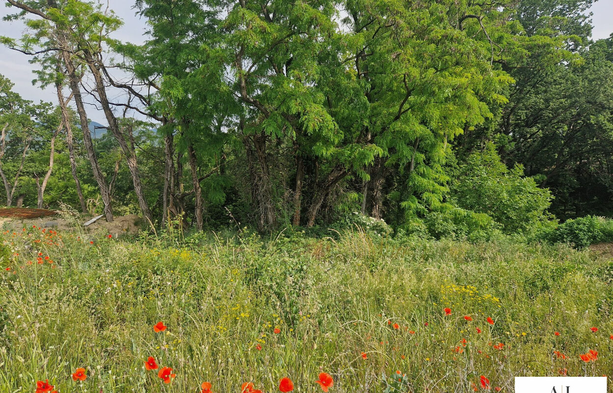 terrain  pièces 857 m2 à vendre à Les Tourrettes (26740)