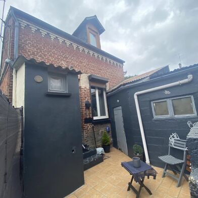 Immeuble  106000 €