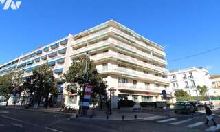 Local industriel   m² à vendre à Vence (06140)