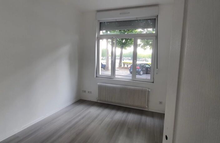 Bien vendu : Appartement  Fourmies (59610) — photo 4