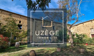 Maison 20 Pièces 210 m² à vendre à Uzès (30700)
