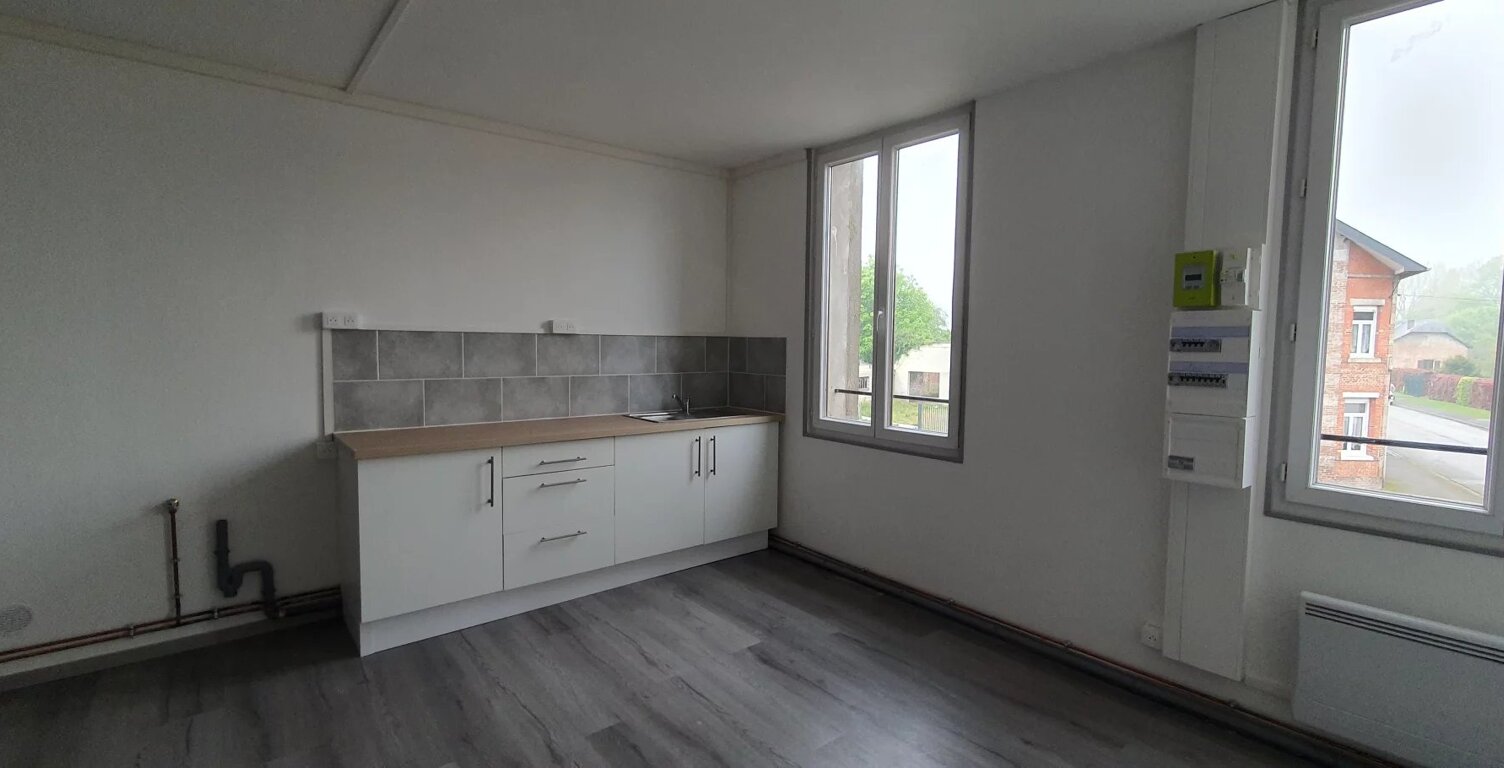 Bien vendu : Appartement  La Capelle (02260) — photo 1