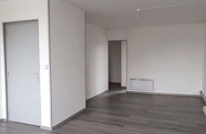 Bien vendu : Appartement  La Capelle (02260) — photo 2