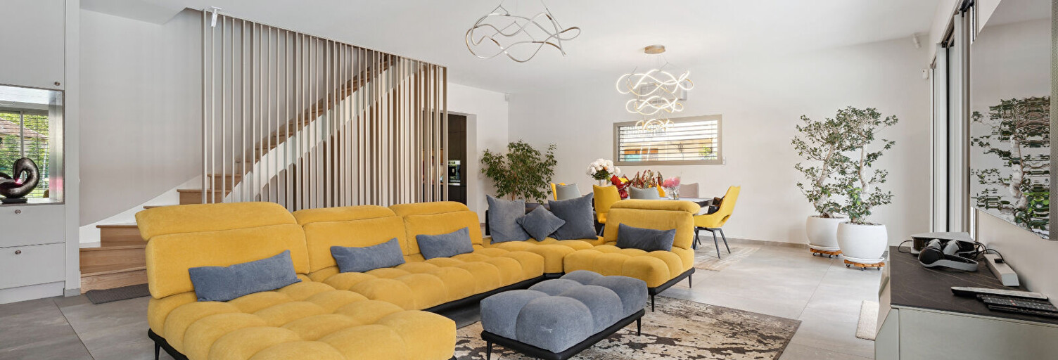 Maison 7 Pièces 270 m² à vendre à Tassin-la-Demi-Lune (69160)