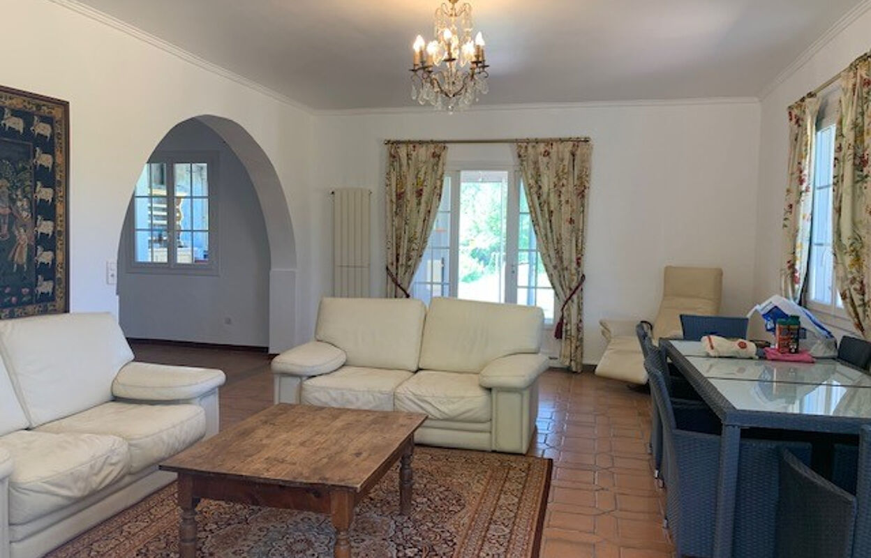 maison 9 pièces 235 m2 à vendre à Aix-en-Provence (13090)