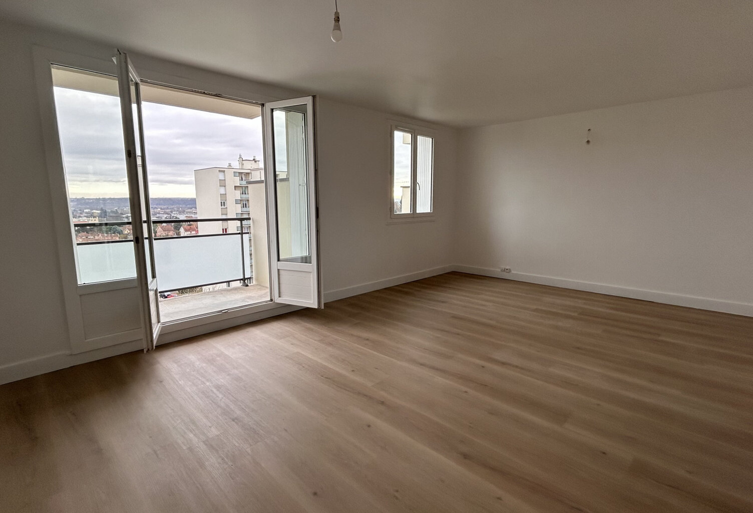 UN appartement RENOVE : Lumineux avec Vue Imprenable sur le — photo 1