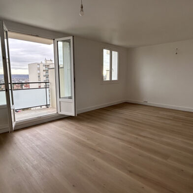 Appartement 4 pièces 165000 €