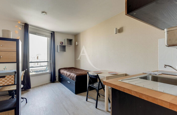 Appartement Montrouge 1 pièce(s) 17.85 m2 — photo 2