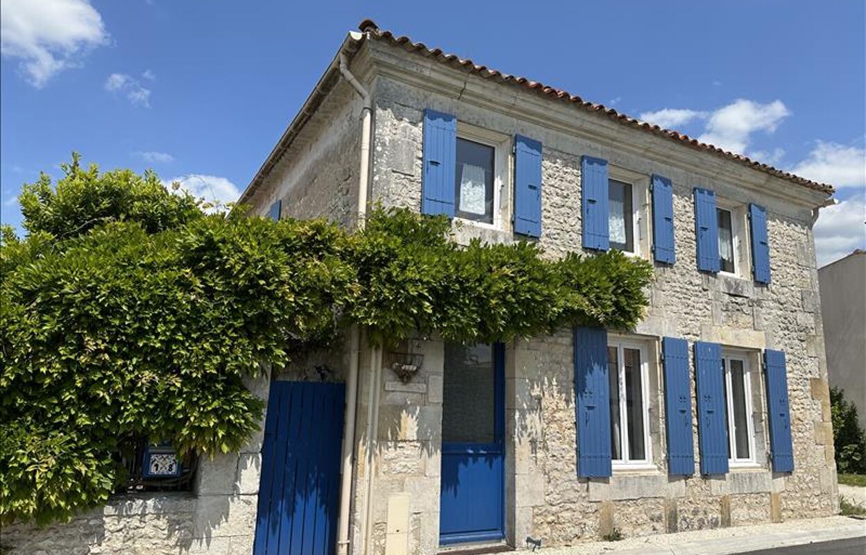 maison 4 pièces 111 m2 à vendre à Saint-Just-Luzac (17320)