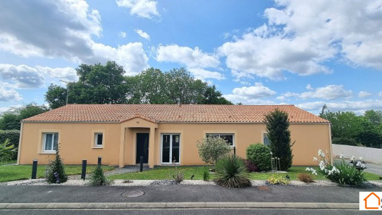 maison 5 pièces 135 m2 à vendre à Saint-Pierre-du-Chemin (85120)