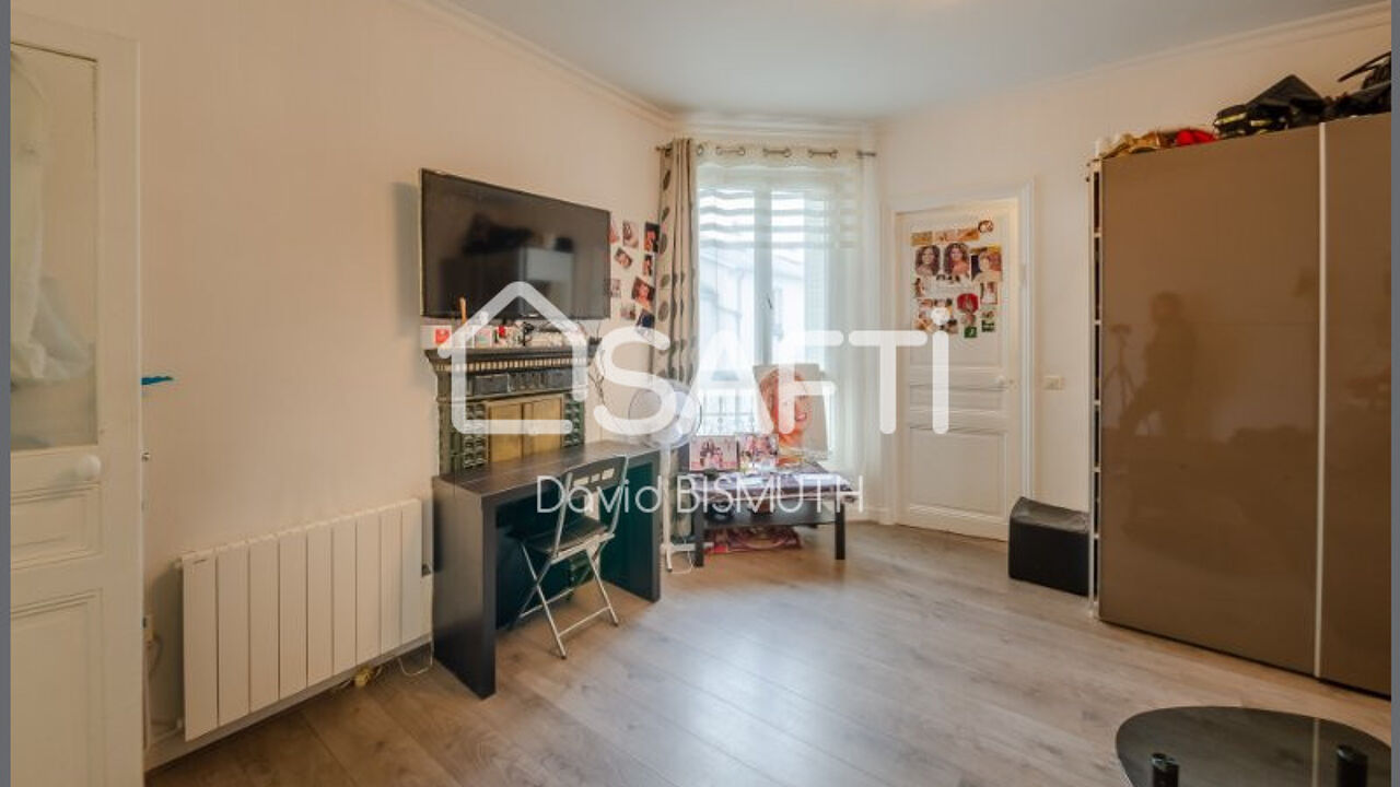 appartement 2 pièces 43 m2 à vendre à Paris 11 (75011)