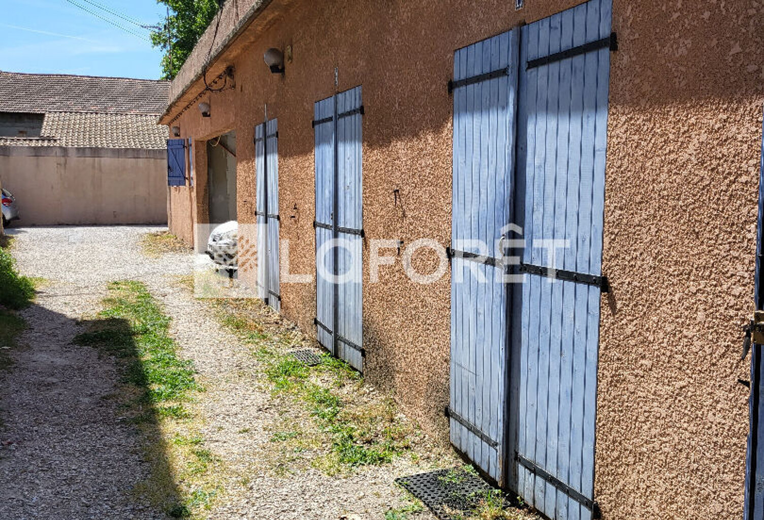À vendre : Immeuble de 7 pièces 196 m2, idéalement situé à 5 minutes à pied de l'intra-muros d'Avignon — photo 1