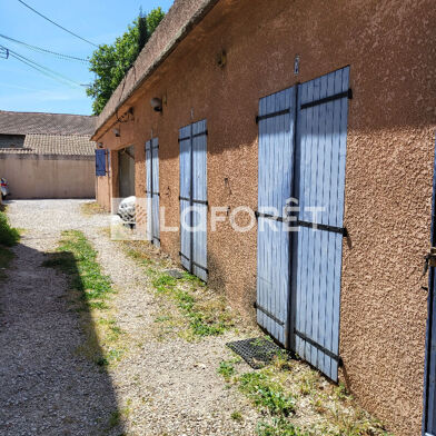 Immeuble  289000 €