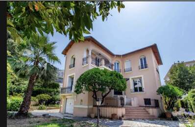 maison 10 pièces 315 m2 à vendre à Nice (06300)