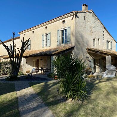 Maison 14 pièces 1990000 €