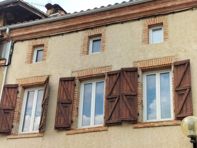 maison d'habitation spacieuse idéal pour petite famille , ré — photo du bien