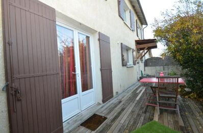 vente maison 241 700 € à proximité de Villefranche-de-Lonchat (24610)