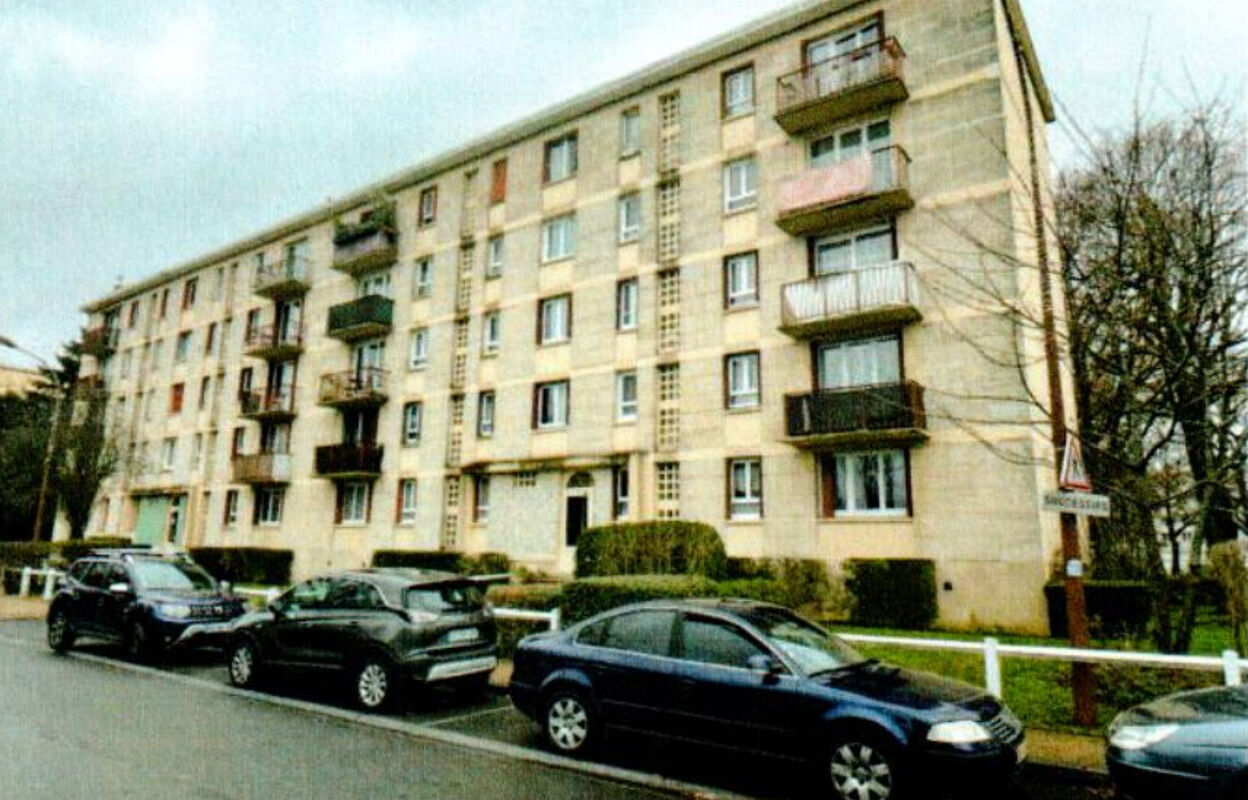 appartement 5 pièces 79 m2 à vendre à Sainte-Geneviève-des-Bois (91700)