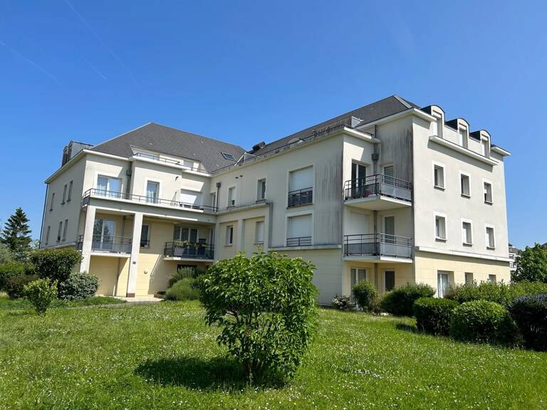 A louer appartement LEVES proche CHARTRES avec balcon — photo 1
