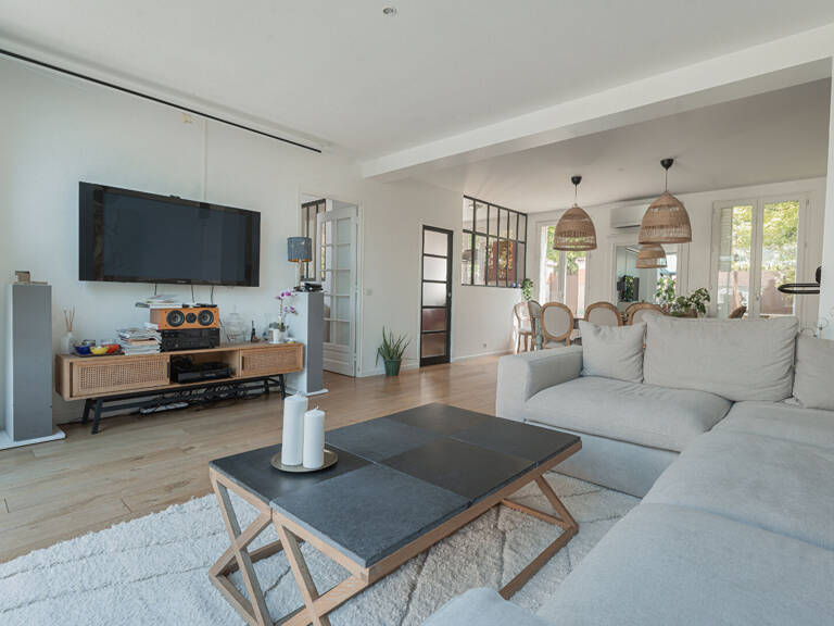 Maison Joinville Le Pont 8 pièces 225 m2 — photo 1