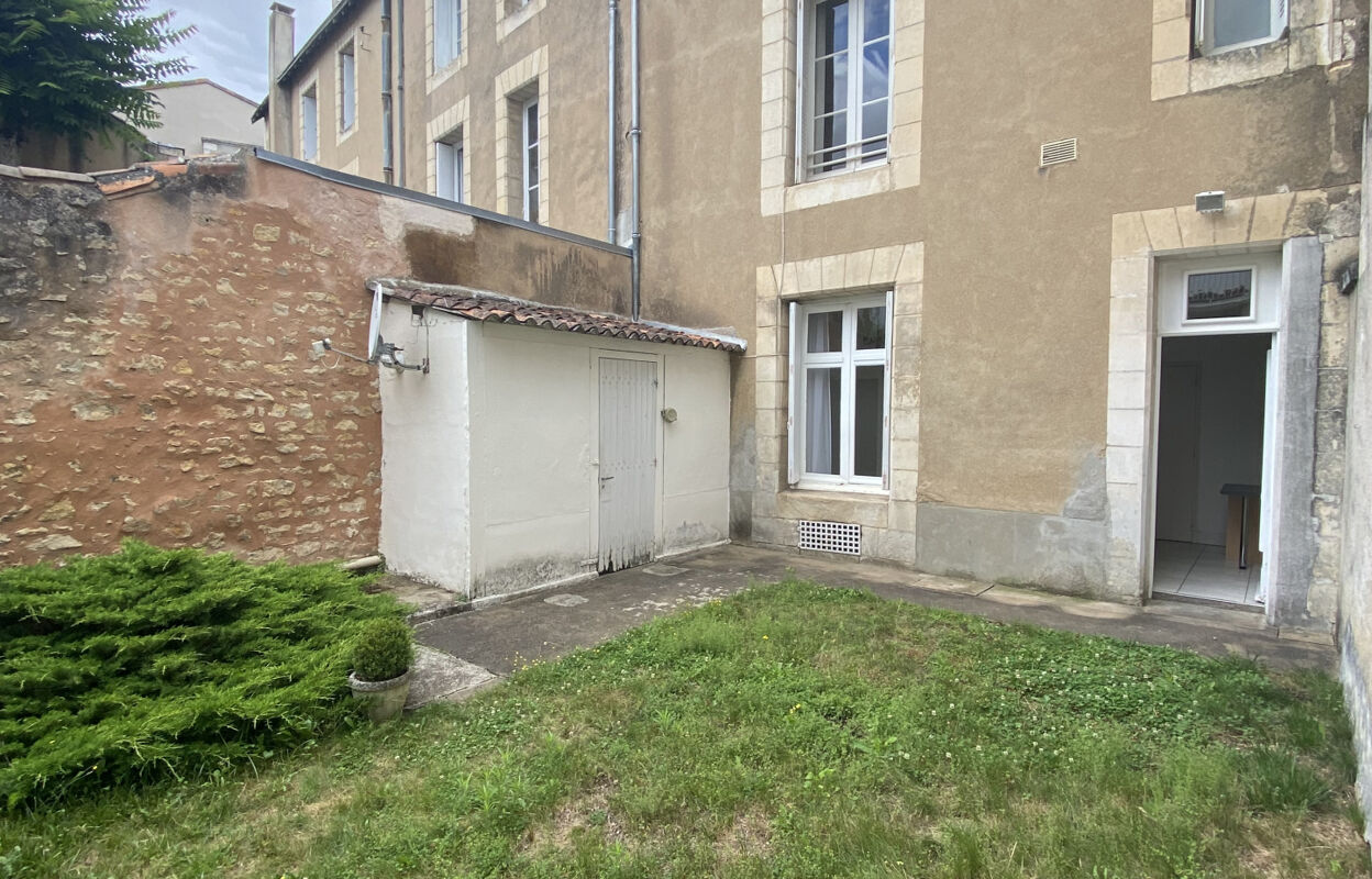 maison 7 pièces 143 m2 à vendre à Poitiers (86000)