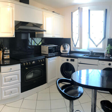 Appartement 3 pièces 245000 €