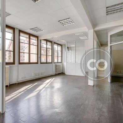 Bureau 205 m²