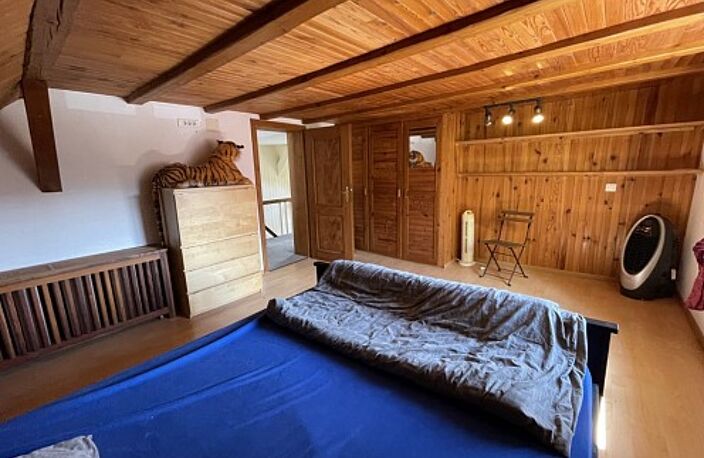 Réf: 10097***  - Prix: 684.000 € - Grande + belle maison, annexes, jardin, ruelle très calme /// Viel Platz + Charme, Nebengebäude, kurze Wege, 3 min Allschwill CH /// House with a soul, 5 bed rooms, workshop, garden, Hégenheim centre, 3 mn CH — photo 5