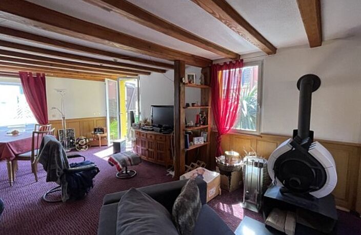 Réf: 10097***  - Prix: 684.000 € - Grande + belle maison, annexes, jardin, ruelle très calme /// Viel Platz + Charme, Nebengebäude, kurze Wege, 3 min Allschwill CH /// House with a soul, 5 bed rooms, workshop, garden, Hégenheim centre, 3 mn CH — photo 2