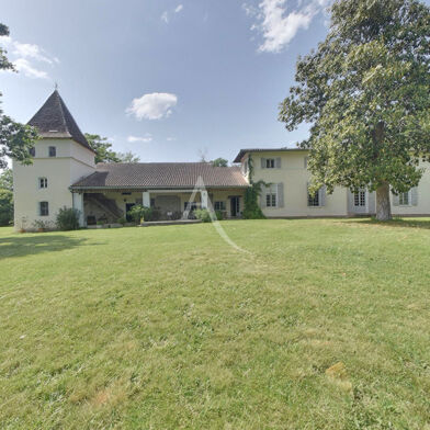 Maison 13 pièces 562000 €