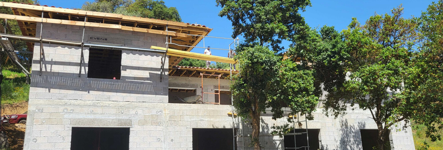 Maison 5 Pièces 320 m² à vendre à Sollacaro (20140)