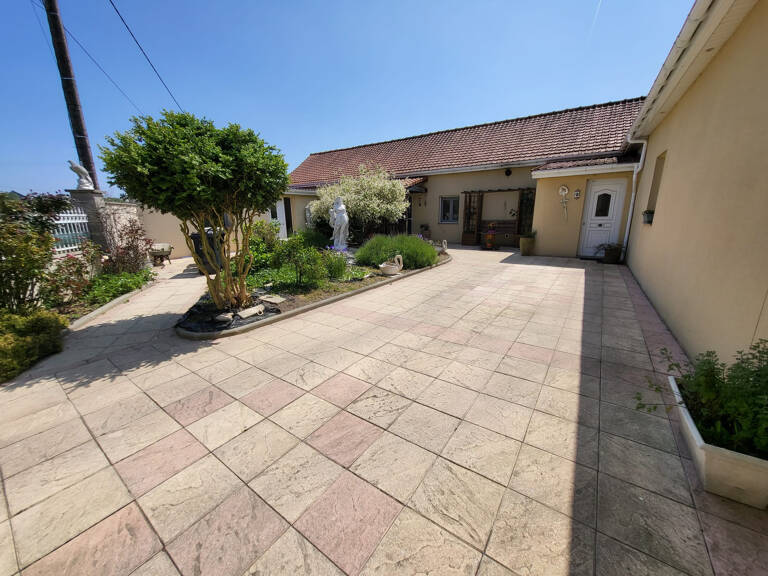 šPlain pied 5 chambres 220m2 — photo 1