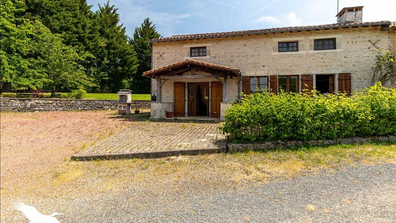 maison 4 pièces 125 m2 à vendre à Le Bouchage (16350)