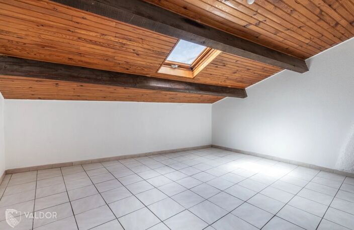 Petit T3 en plein centre de Villefranche — photo 4