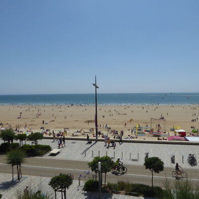 Appartement 2 pièces 837 €