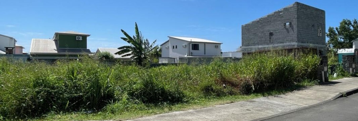 Terrain  247 m² à vendre à Saint-André (97440)