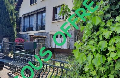vente maison 154 000 € à proximité de Saint-Santin-de-Maurs (15600)
