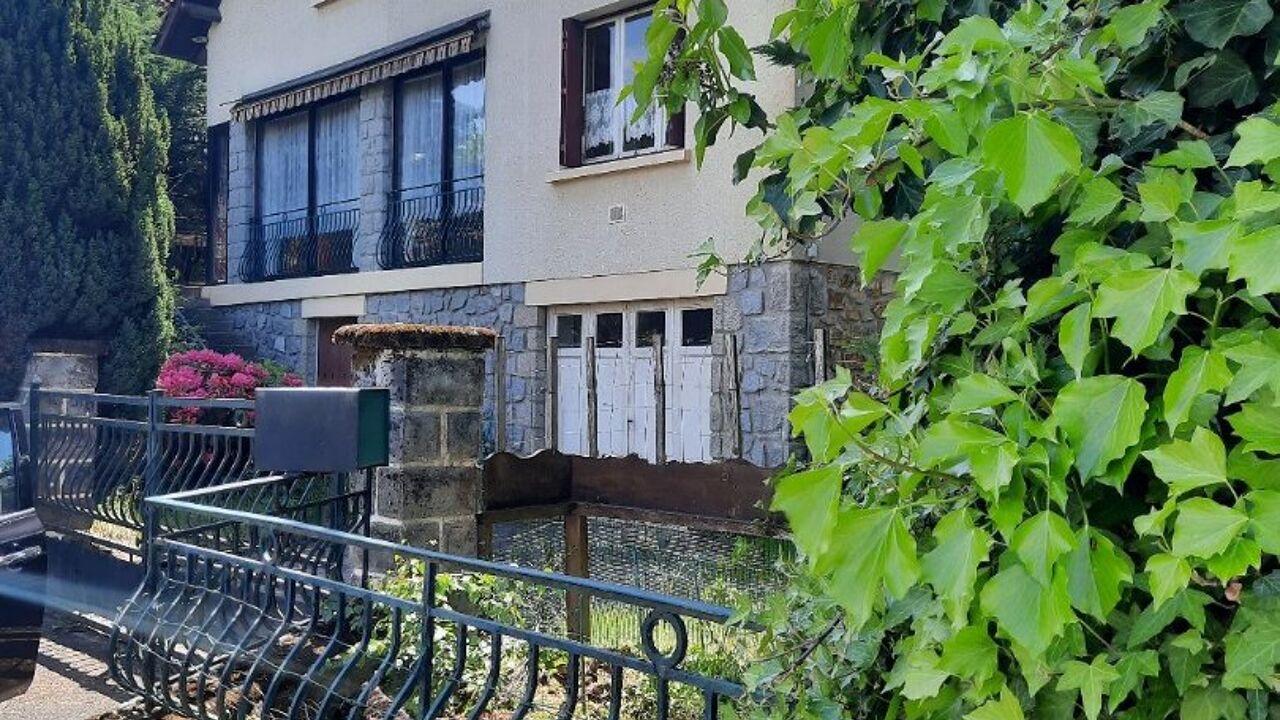 maison 8 pièces 159 m2 à vendre à Marcolès (15220)