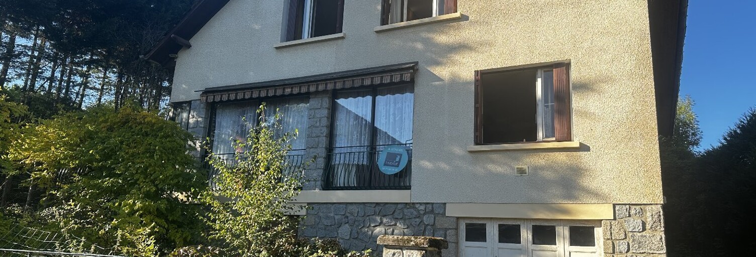 Maison 8 Pièces 159 m² à vendre à Marcolès (15220)