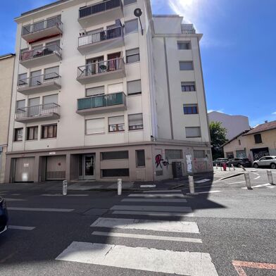 Garage  95 €