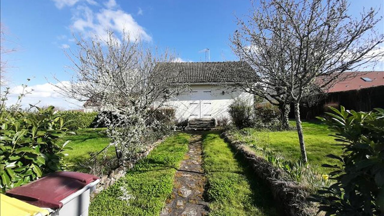 maison 3 pièces 36 m2 à vendre à Quinssaines (03380)