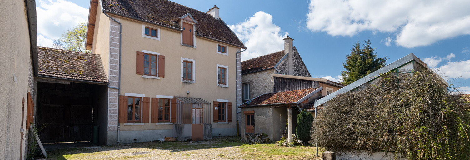 Maison 6 Pièces 130 m² à vendre à Saint-Julien (21490)