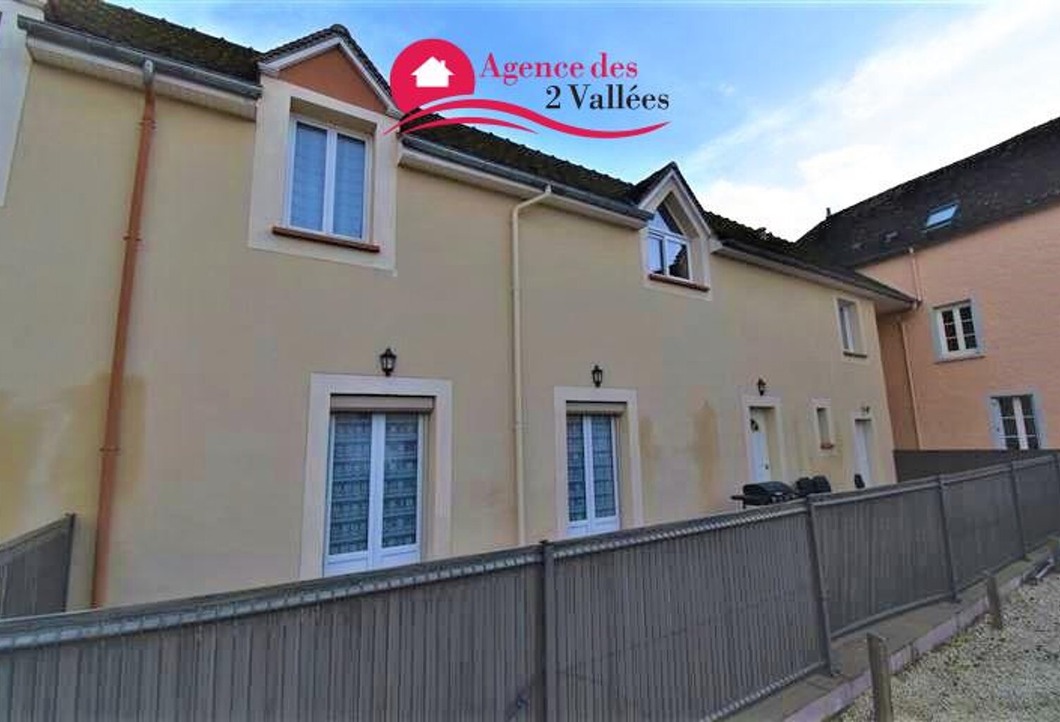 Vente maison 5 pièces 147 m² Bréval (78980) — photo 1