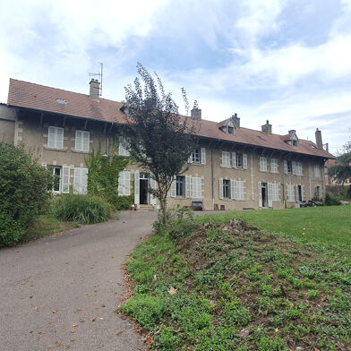 Maison 15 pièces 756000 €