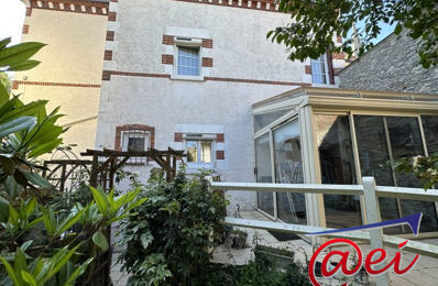 vente maison 121 000 € à proximité de Santranges (18240)