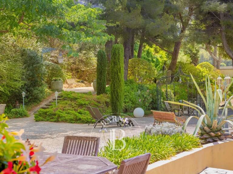 VENTE - CASSIS - PROPRIÉTÉ 280 M² - TERRAIN 4 500 M² - VUE MER - — photo 1