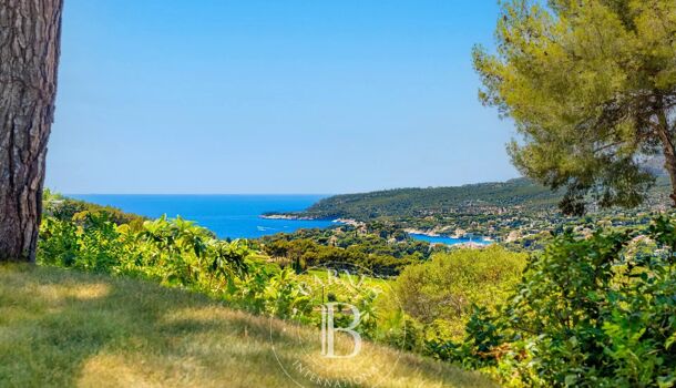 Propri&eacute;t&eacute; 7 pièces  à vendre Cassis 13260