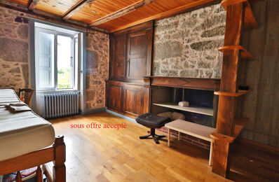 vente maison 82 800 € à proximité de Saint-Illide (15310)