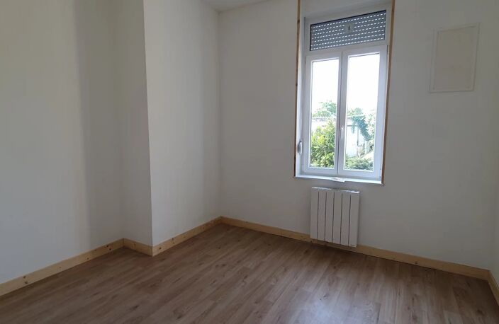 Bien vendu : Appartement  Avesnelles (59440) — photo 4