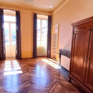 Appartement 6 pièces 399000 €